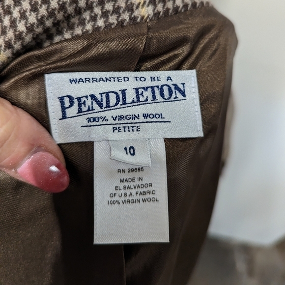 VINTAGE Pendleton Brown Wool Plaid Skirt Suit with Blazer 10 - Picture 7 of 13